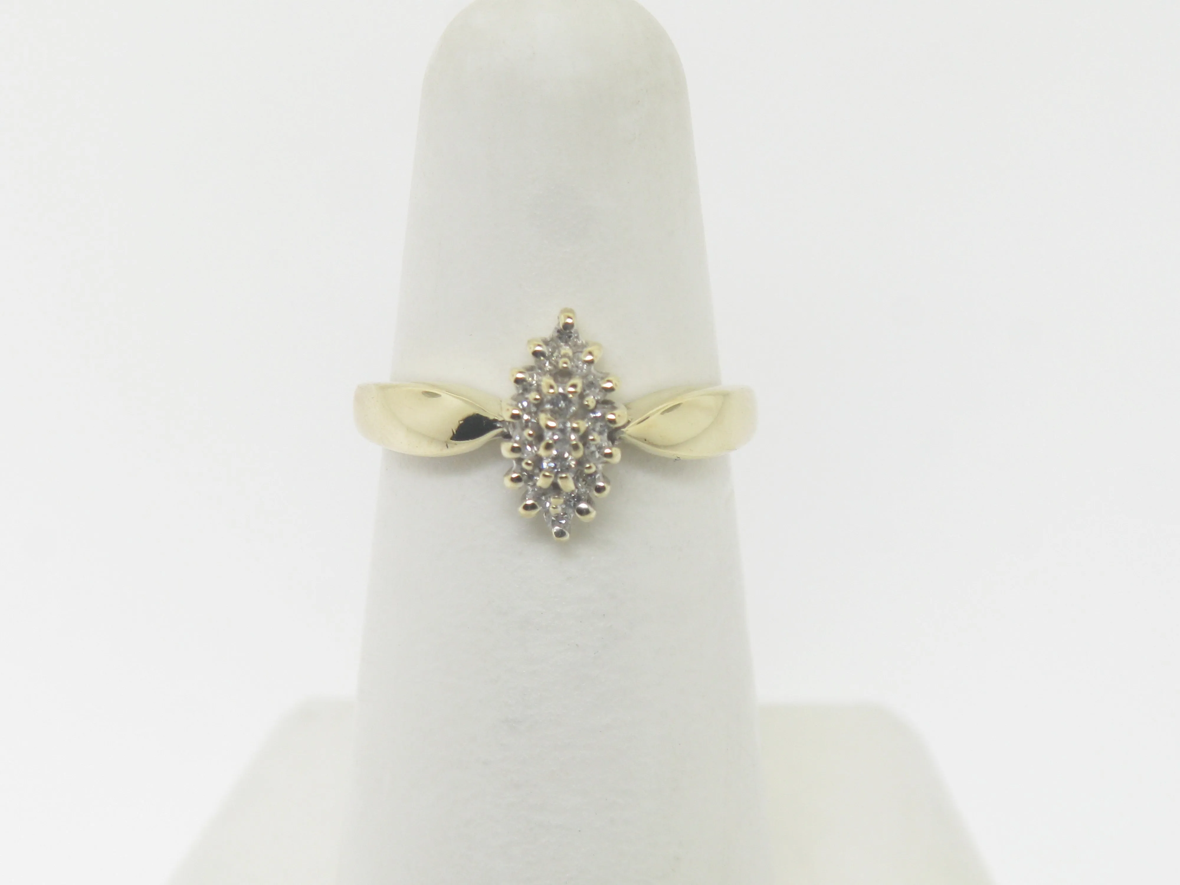 14K Yellow Gold Diamond Cluster Ring 17-.13 CTTW Size 5 Preowned