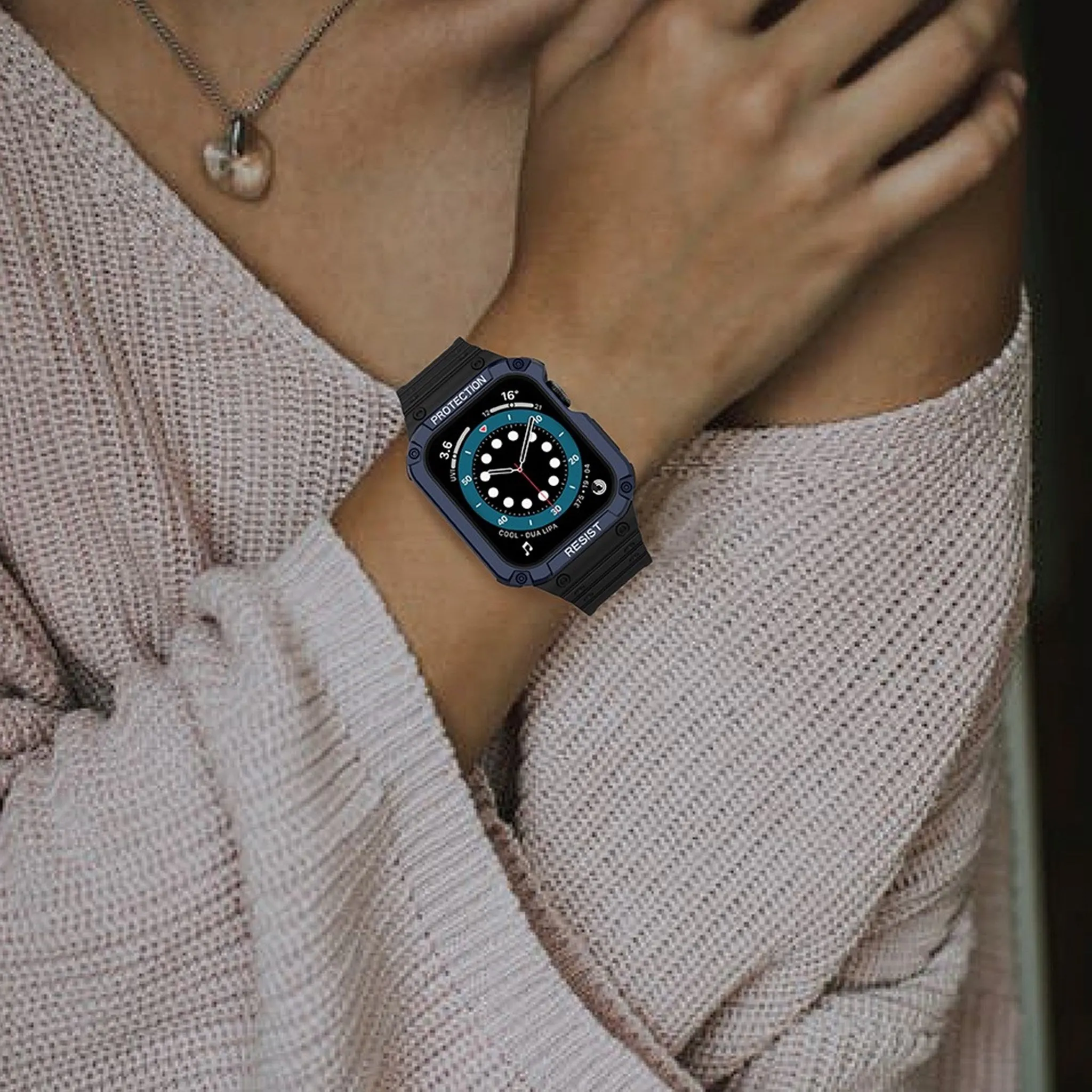Apple Watch (45mm) TPU watch strap - Black / Blue