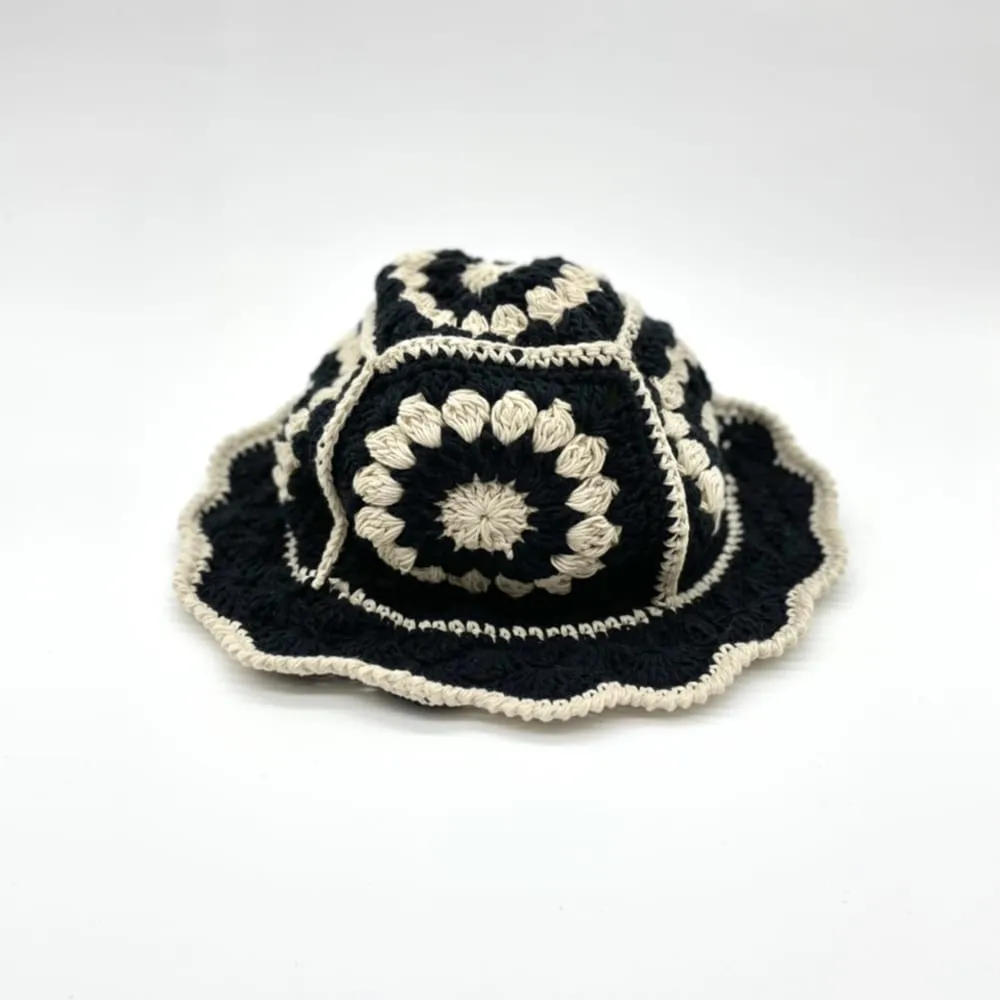 Black & Cream Crochet Bucket Hat