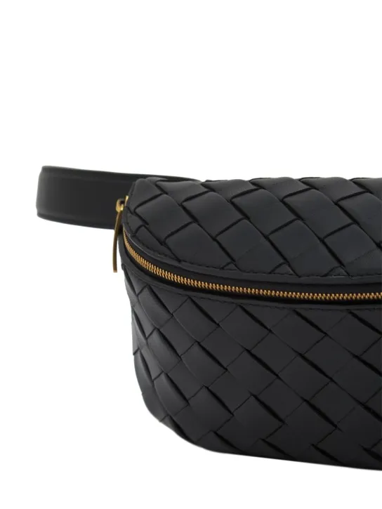Bottega Veneta   Padded Intrecciato leather belt beg 