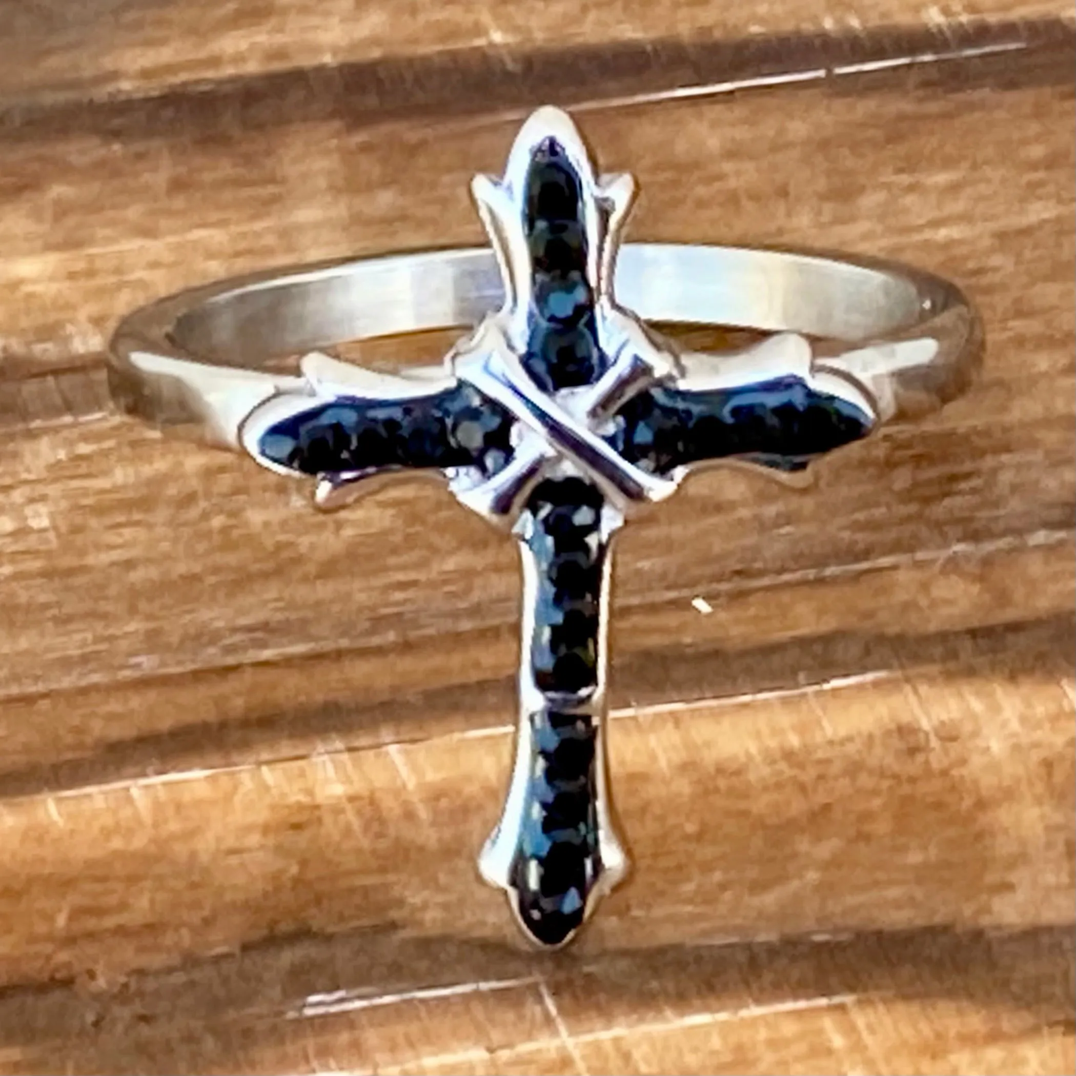 Cross Ring - Bling Black Stone - Ring - R195
