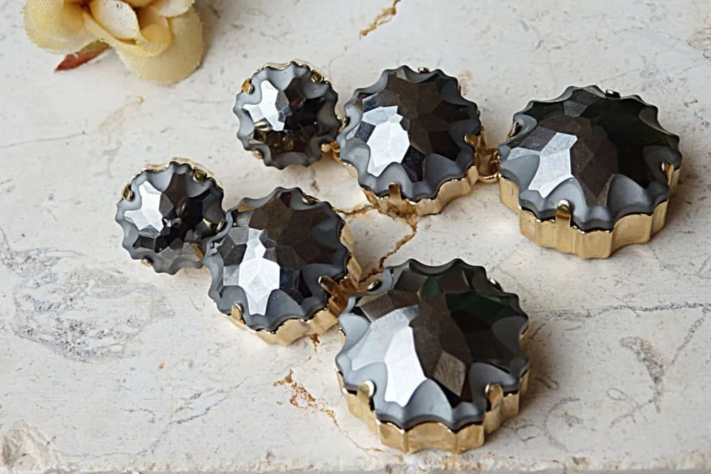 Dark grey earrings.