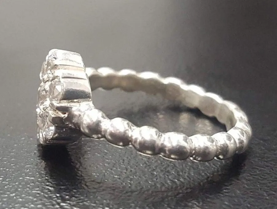 Diamond Flower Ring - Daisy Silver Ring - Dainty Diamond Ring