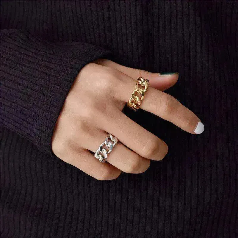 Fashionable with unique chain design ring