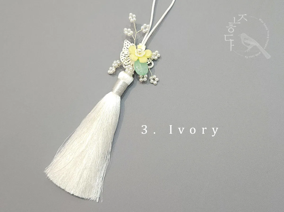 Flower on Butterfly Norigae (3 Colors)