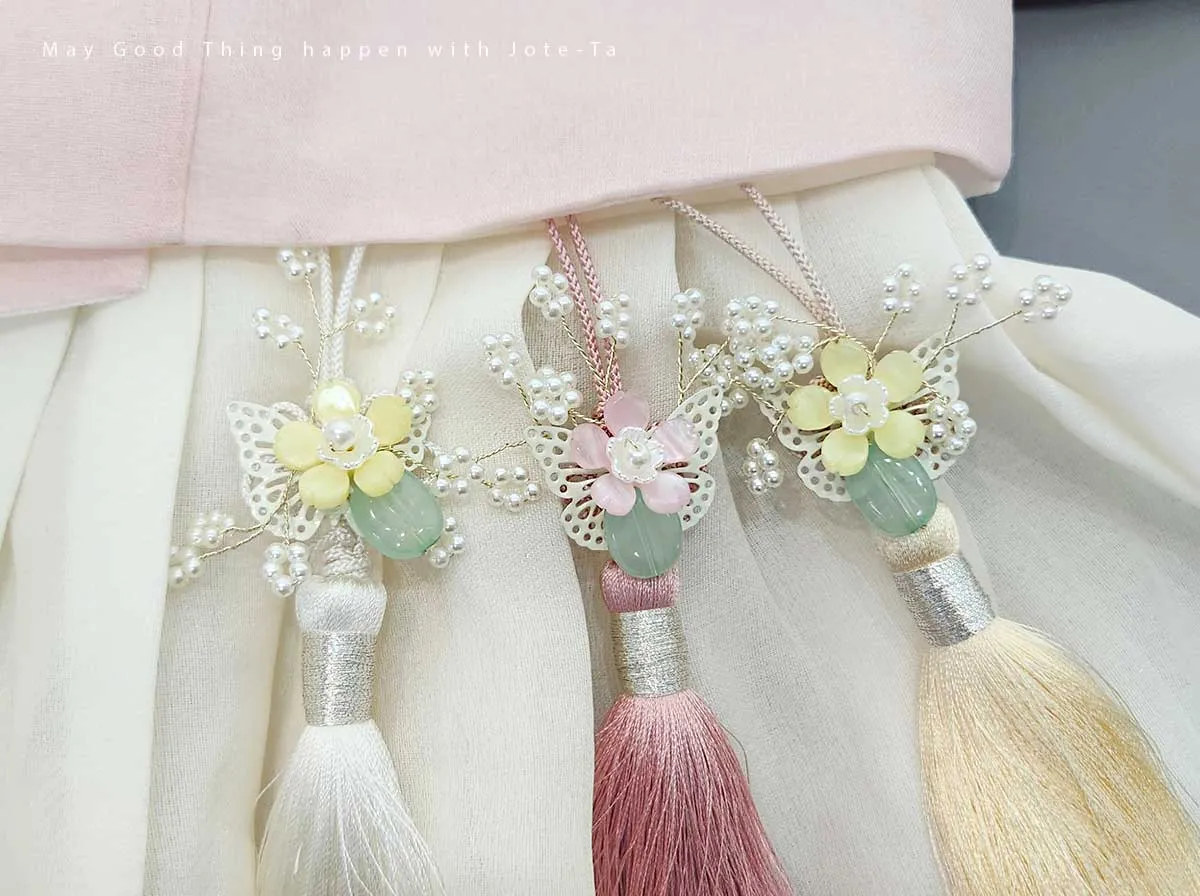 Flower on Butterfly Norigae (3 Colors)