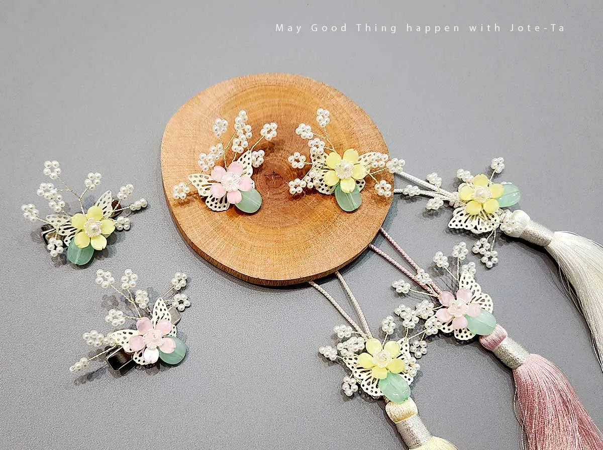 Flower on Butterfly Norigae (3 Colors)