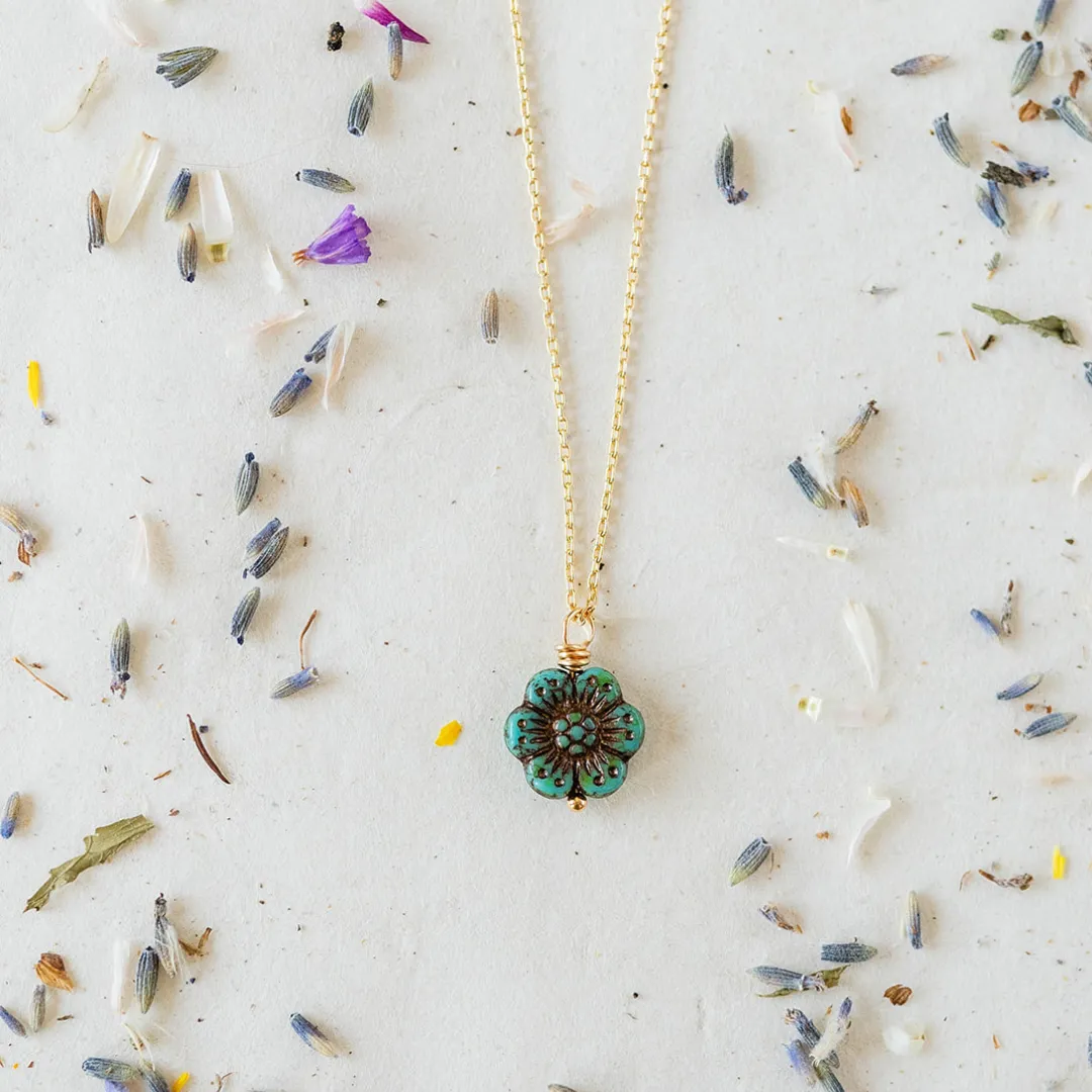 Flower Power Chain Necklace
