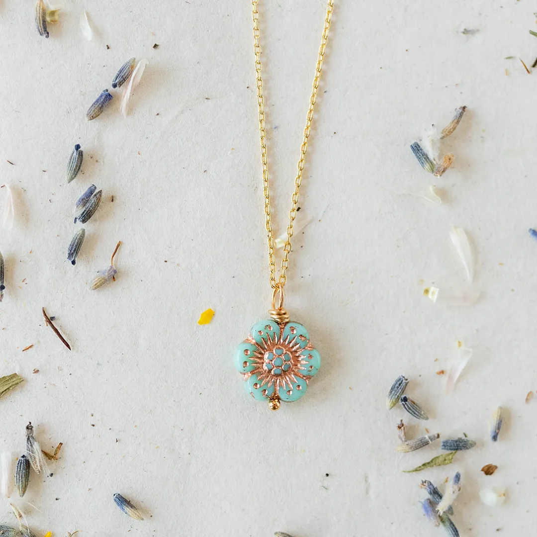 Flower Power Chain Necklace