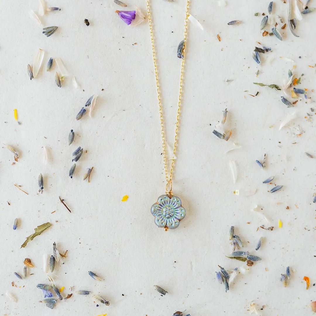 Flower Power Chain Necklace