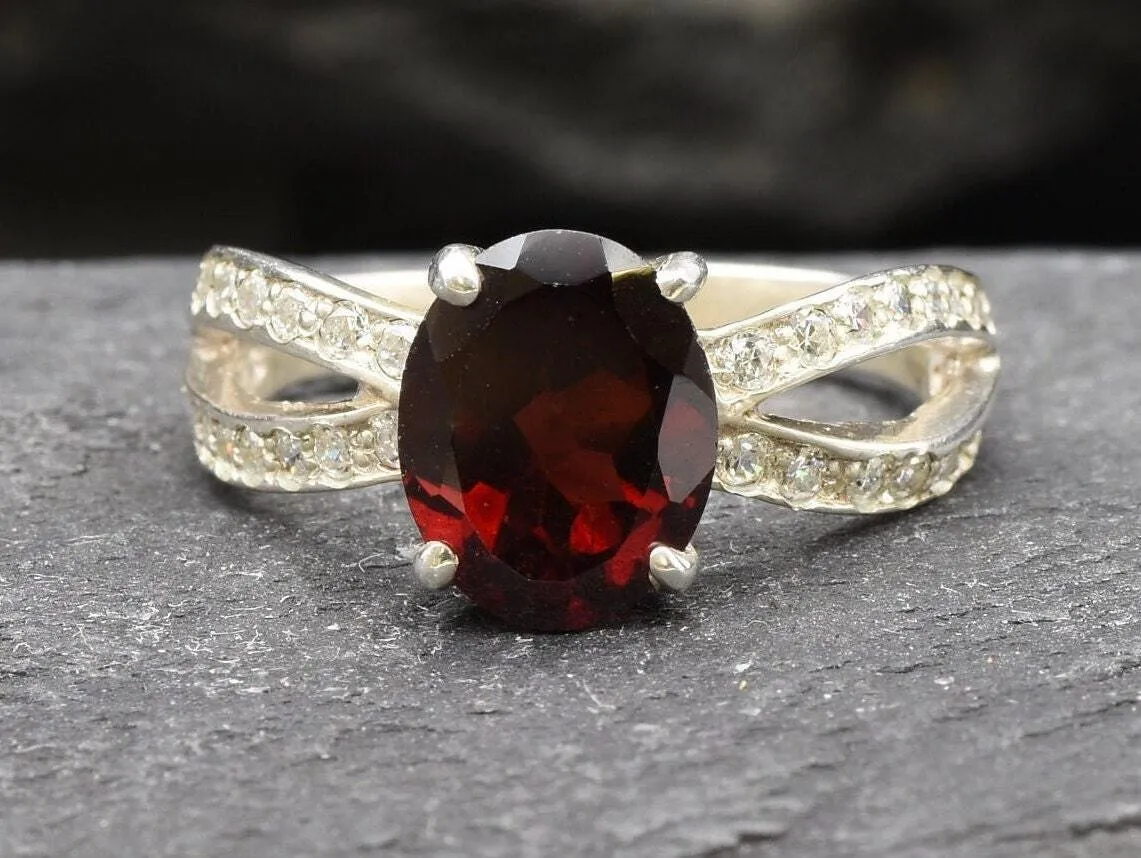 Garnet Vintage Ring - January Birthstone Ring - Split Paved Band