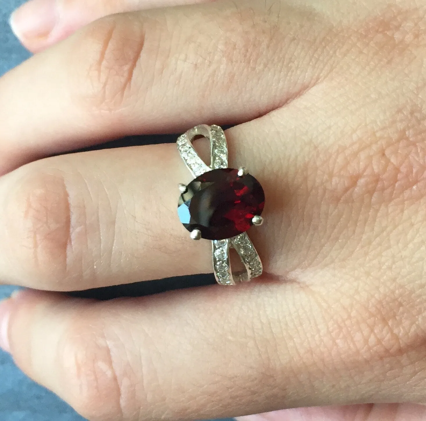 Garnet Vintage Ring - January Birthstone Ring - Split Paved Band