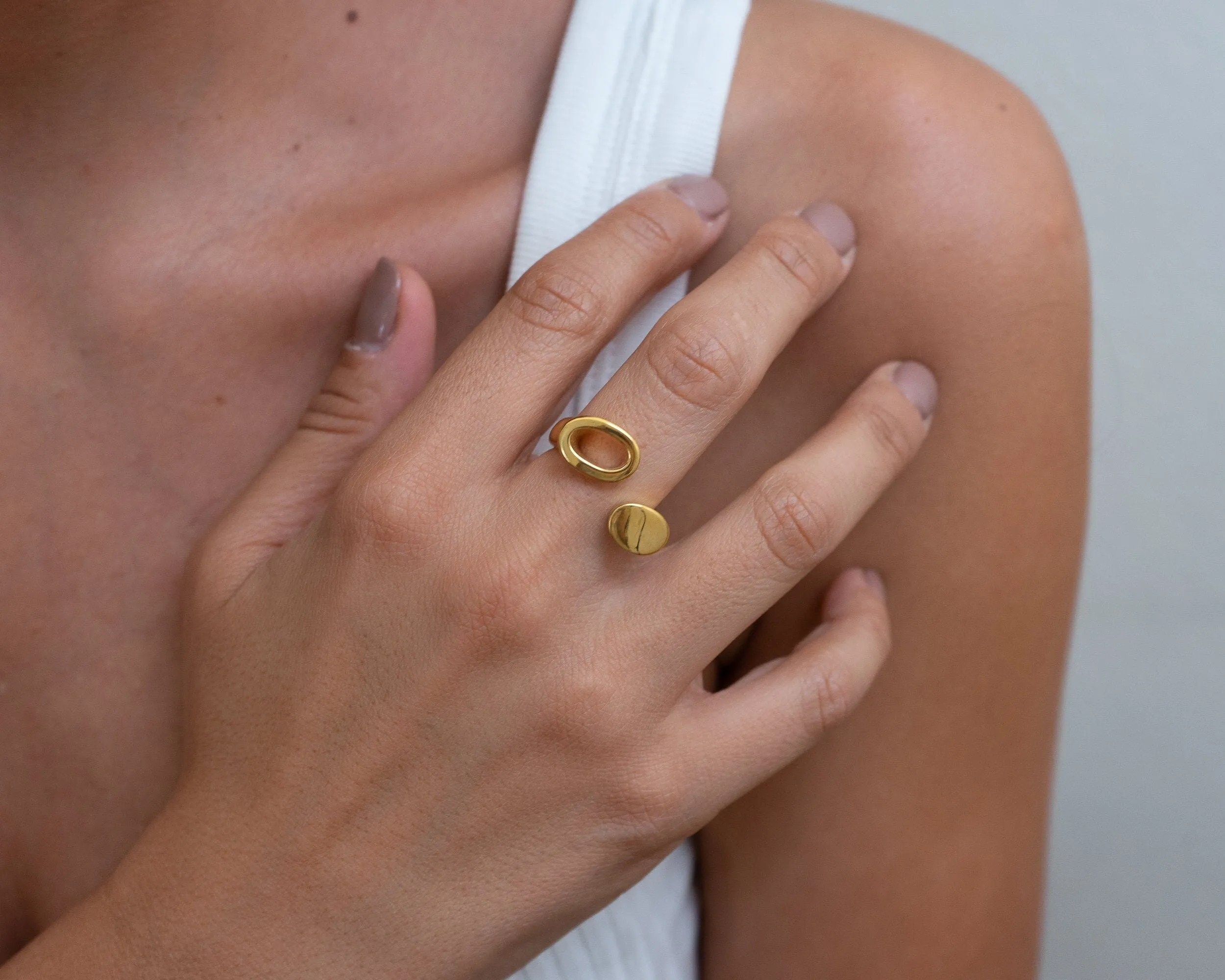 Gold Dainty Abstract Circles Ring