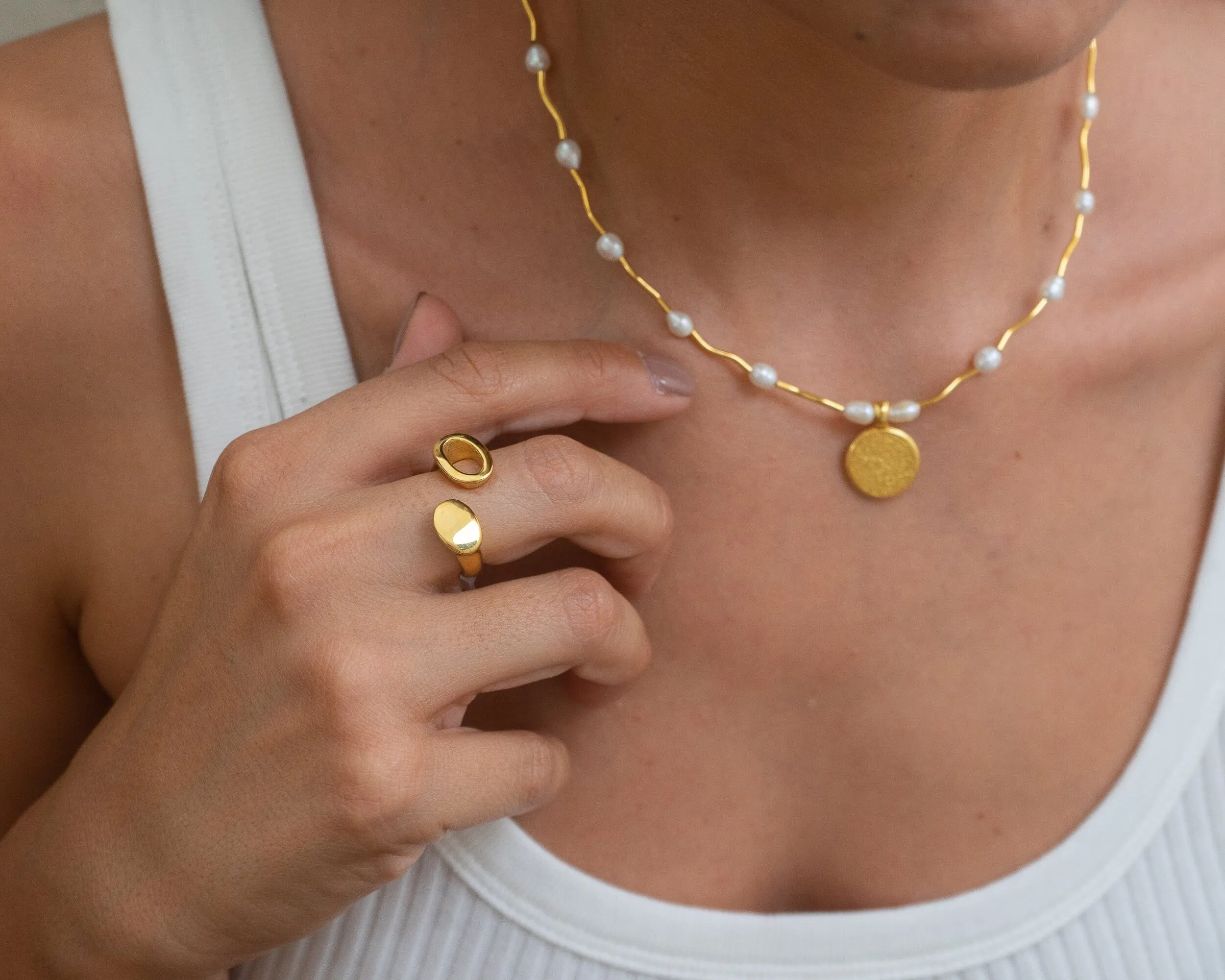 Gold Dainty Abstract Circles Ring