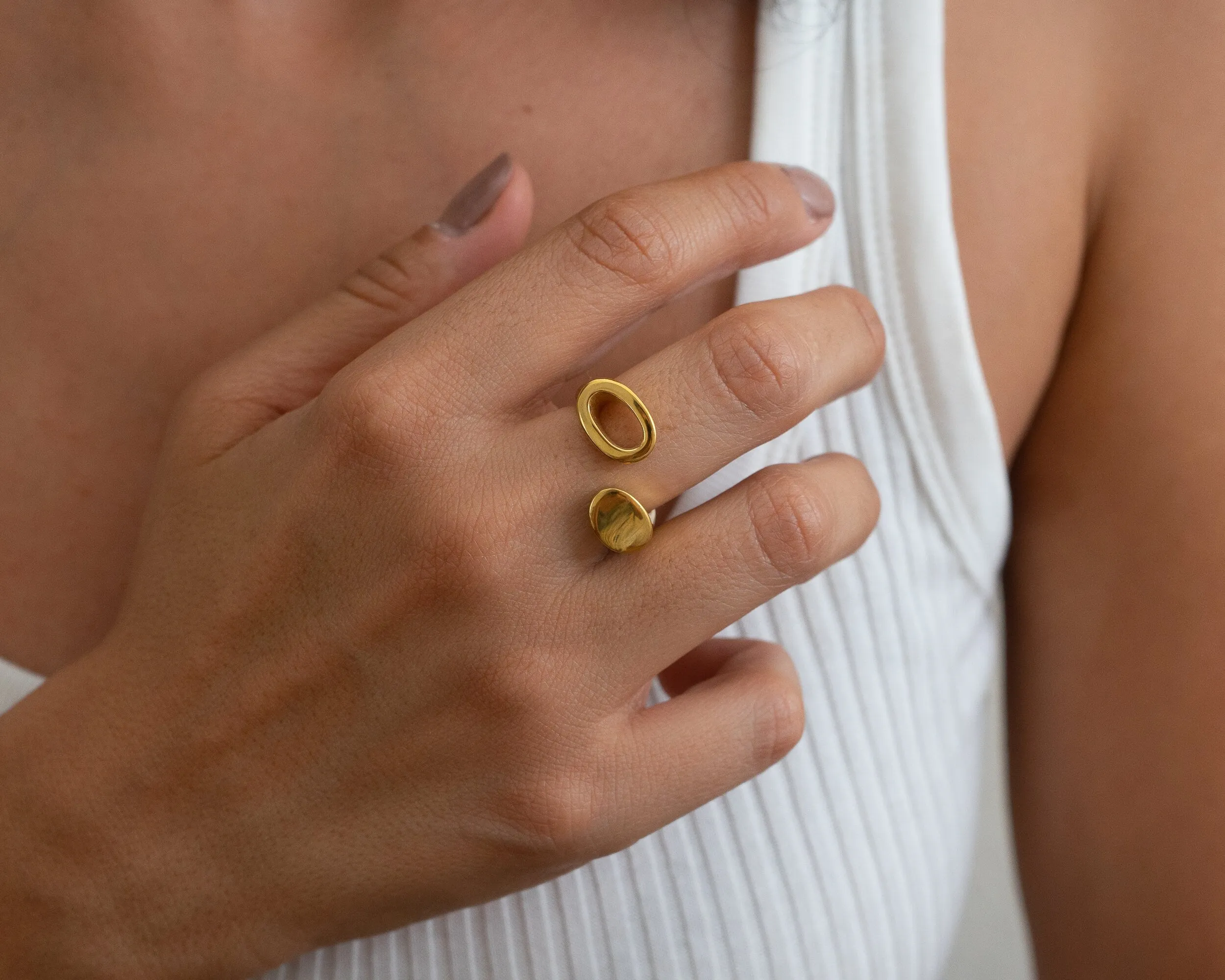 Gold Dainty Abstract Circles Ring