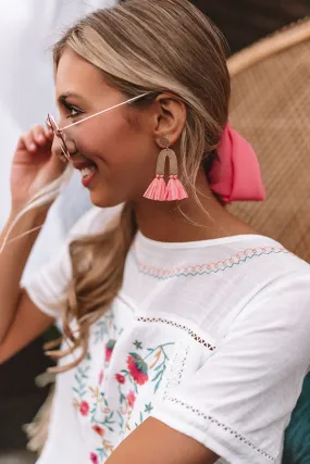 Hello Hamptons Earrings In Coral