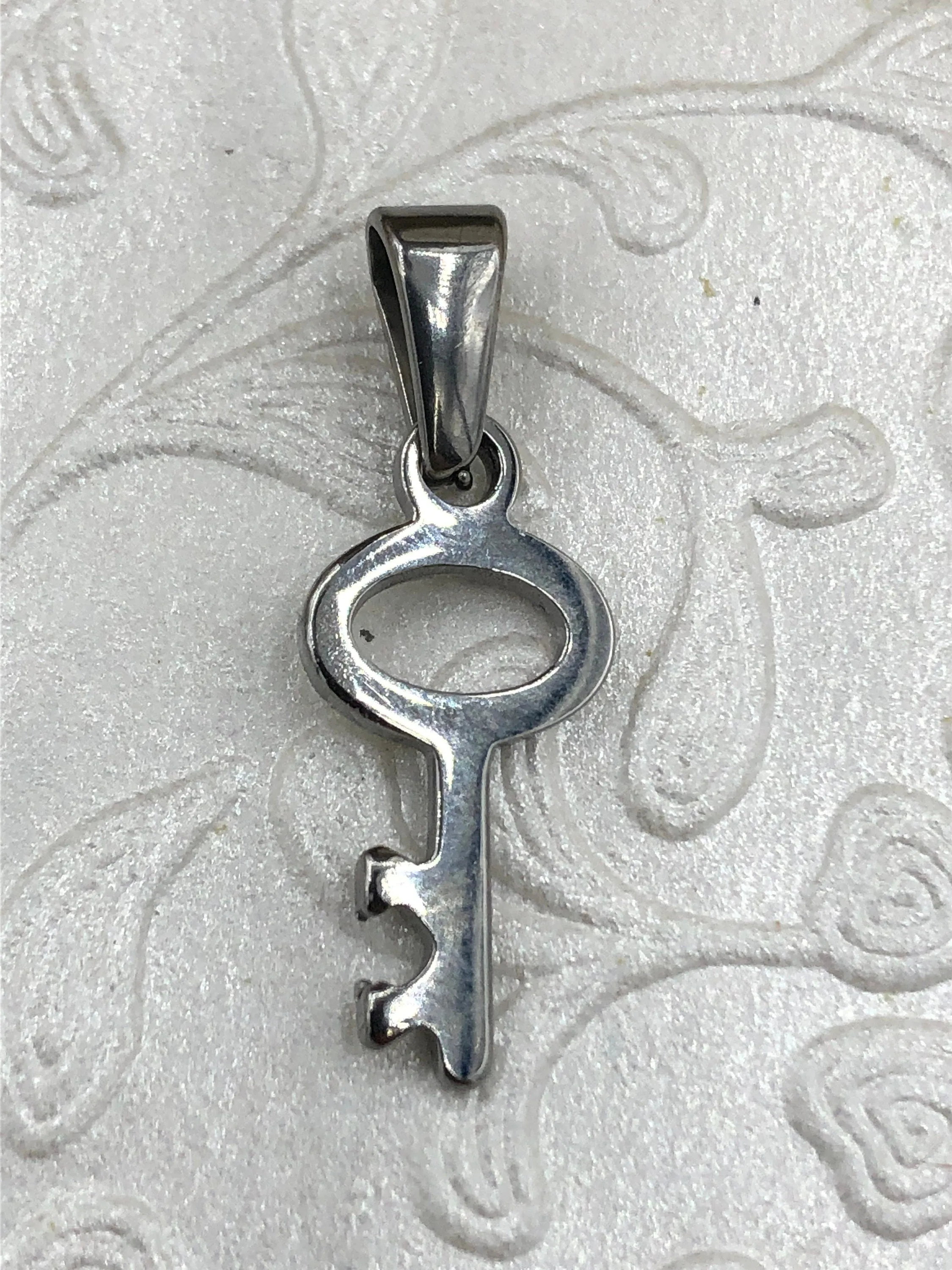 KEY  Charm Pendant Stainless Steel Silver plated Color Charm Pendants, Several Styles and Sizes to choose from , Pick Choice 1-3 Fast Ship