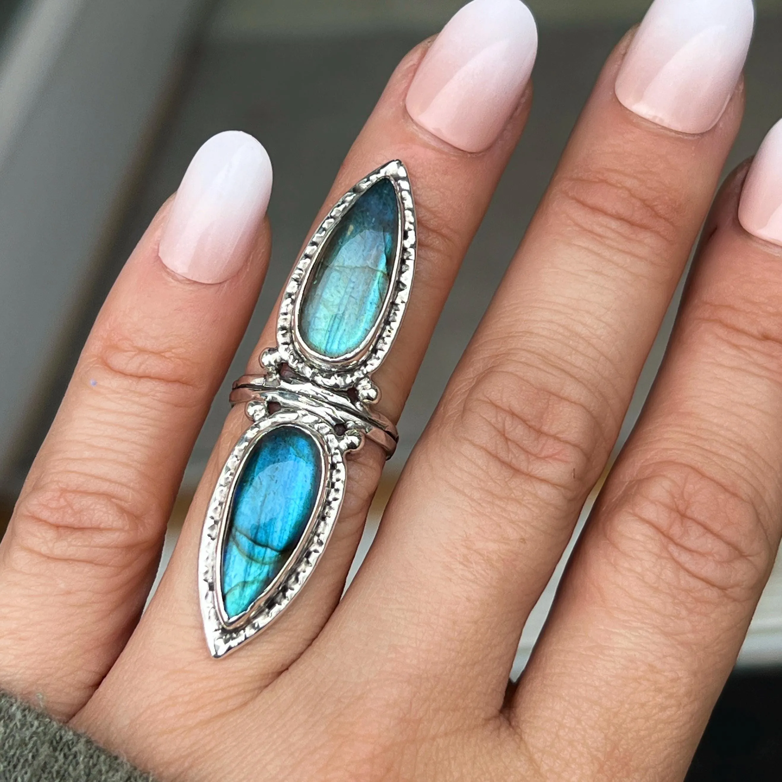 Labradorite Shield Ring- Sz 5.5