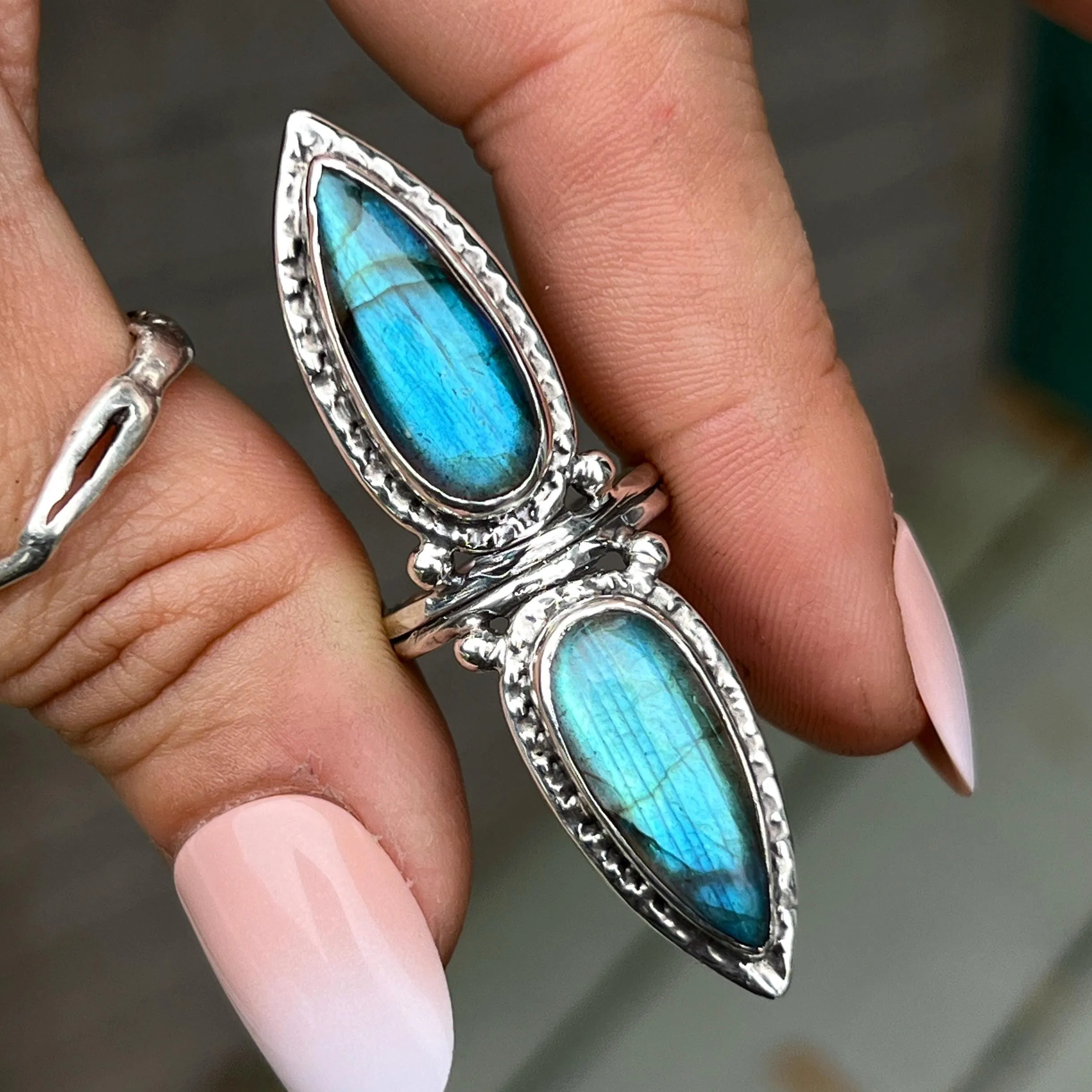 Labradorite Shield Ring- Sz 5.5
