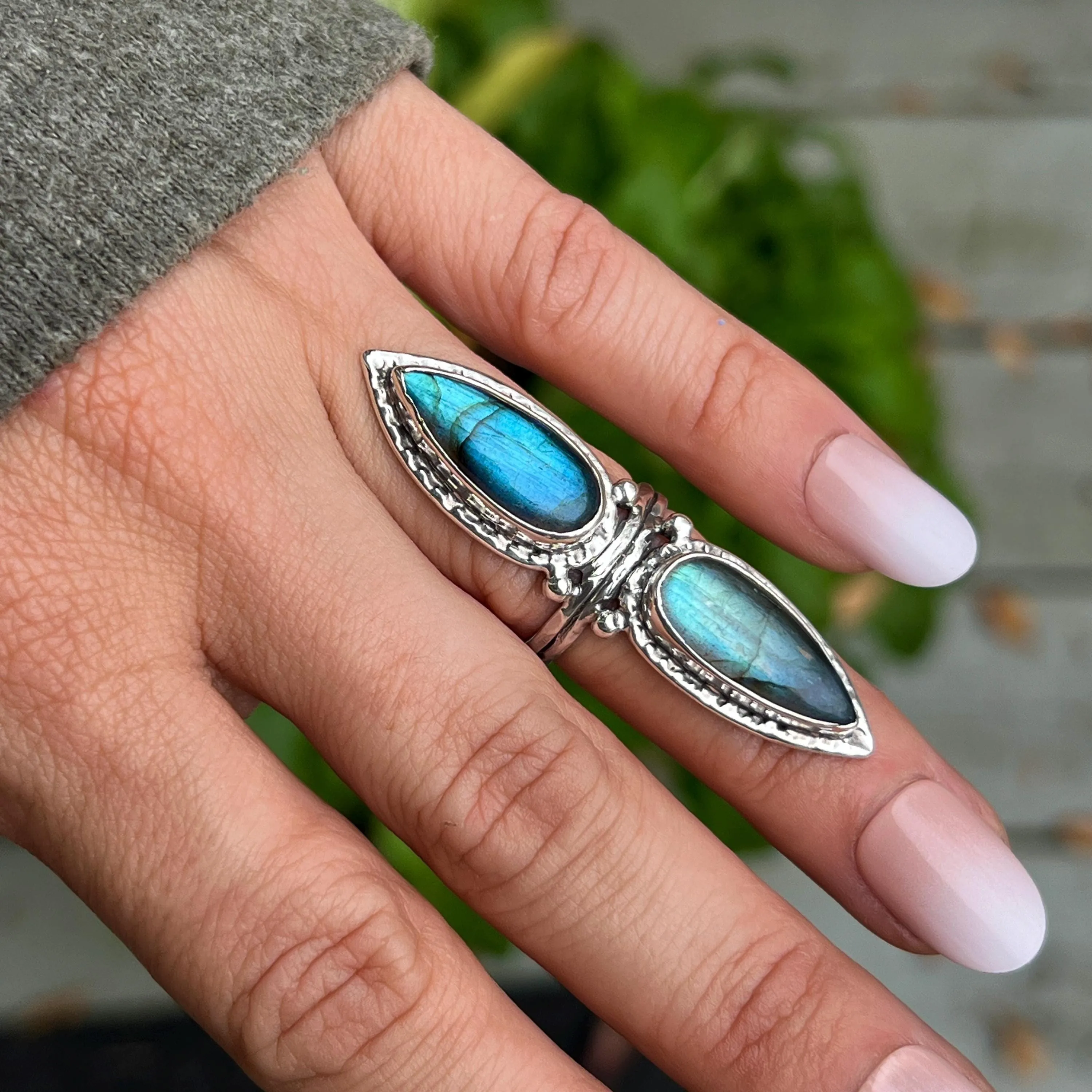 Labradorite Shield Ring- Sz 5.5