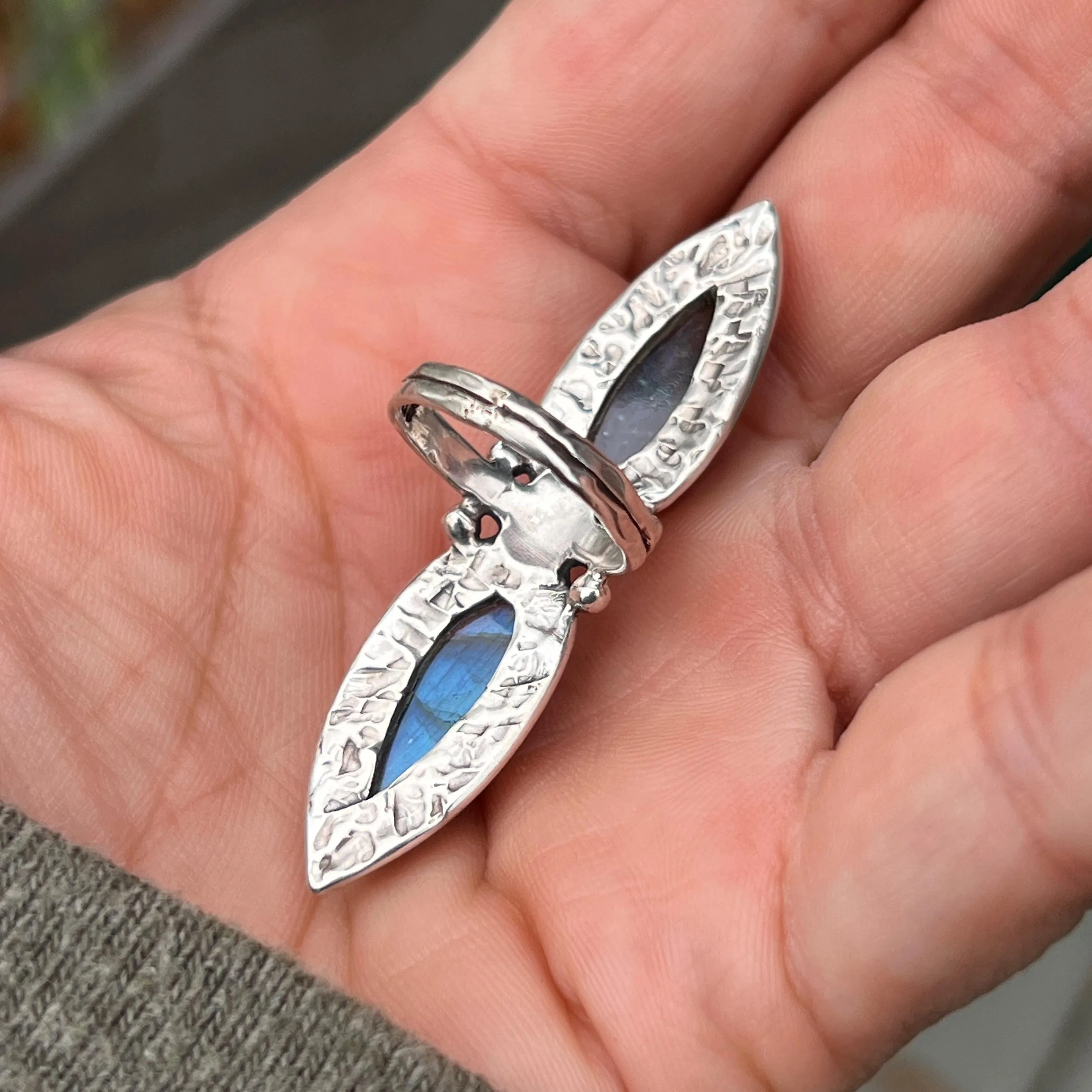 Labradorite Shield Ring- Sz 5.5