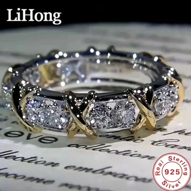 Luxury Interlaced Crystal Ring
