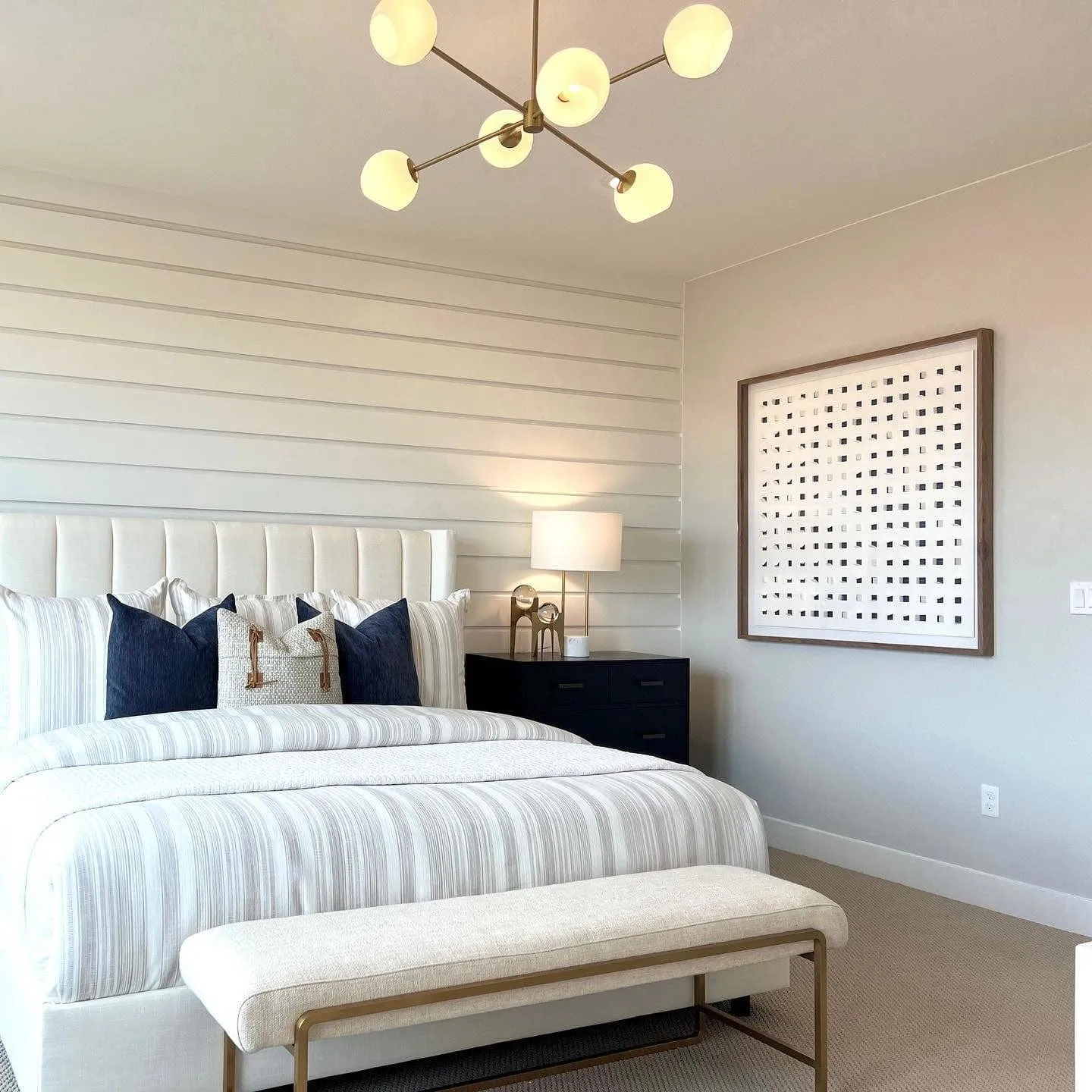 Staggered Glass 6-Light Chandelier