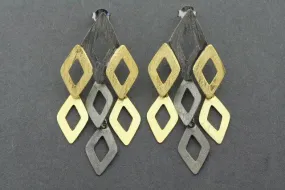 Summer rain stud - 22Kt gold plated & oxidized sterling silver