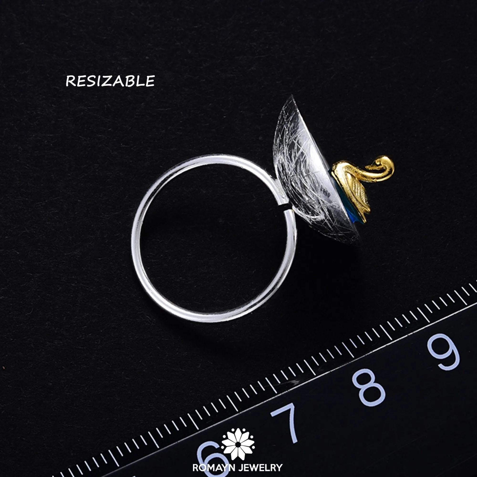Swan in the Sea Ring
